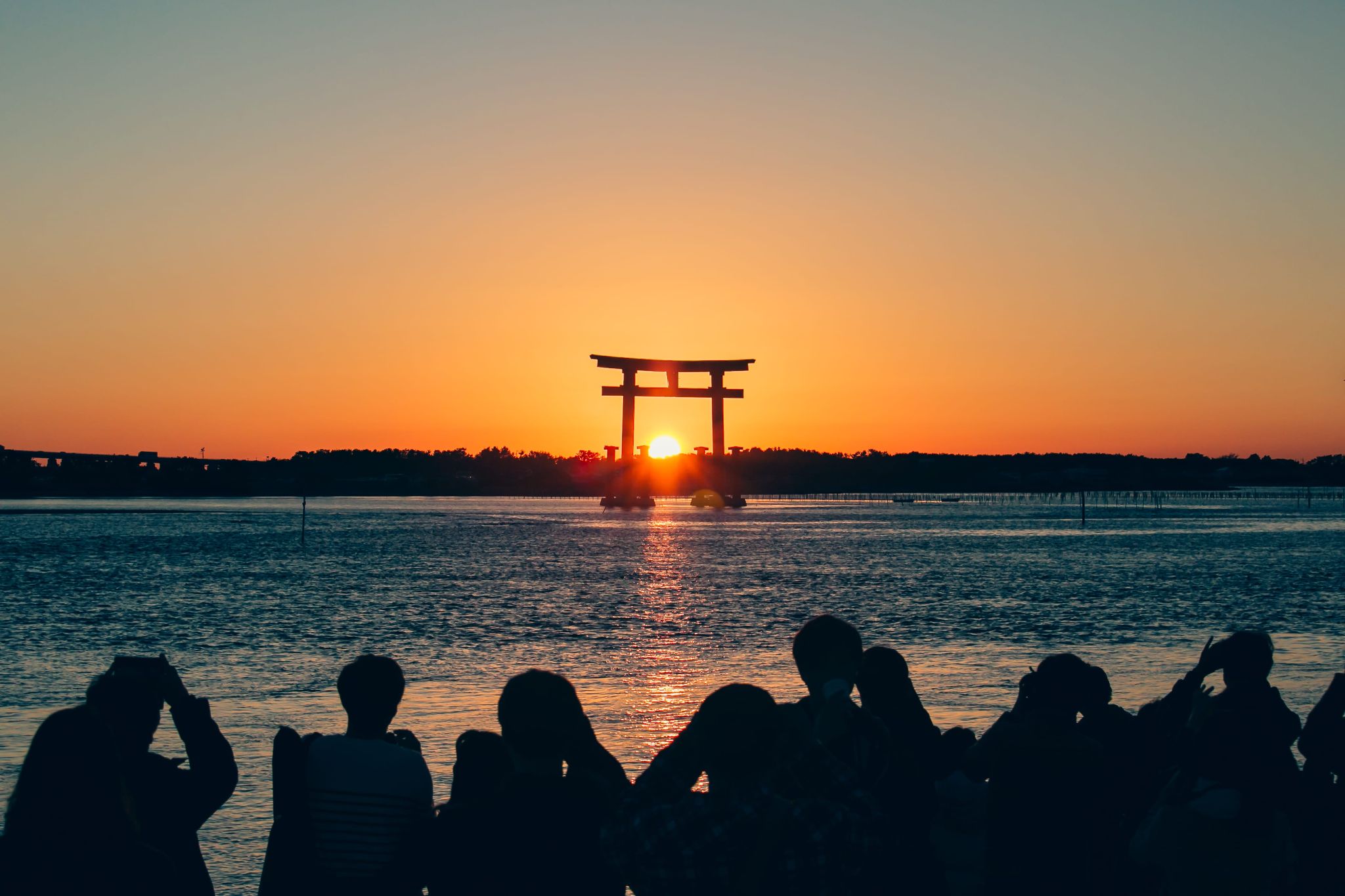 弁天島海浜公園の夕日 - 日の出日の入時刻・方角マップ